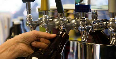 drink-local-growler-splash